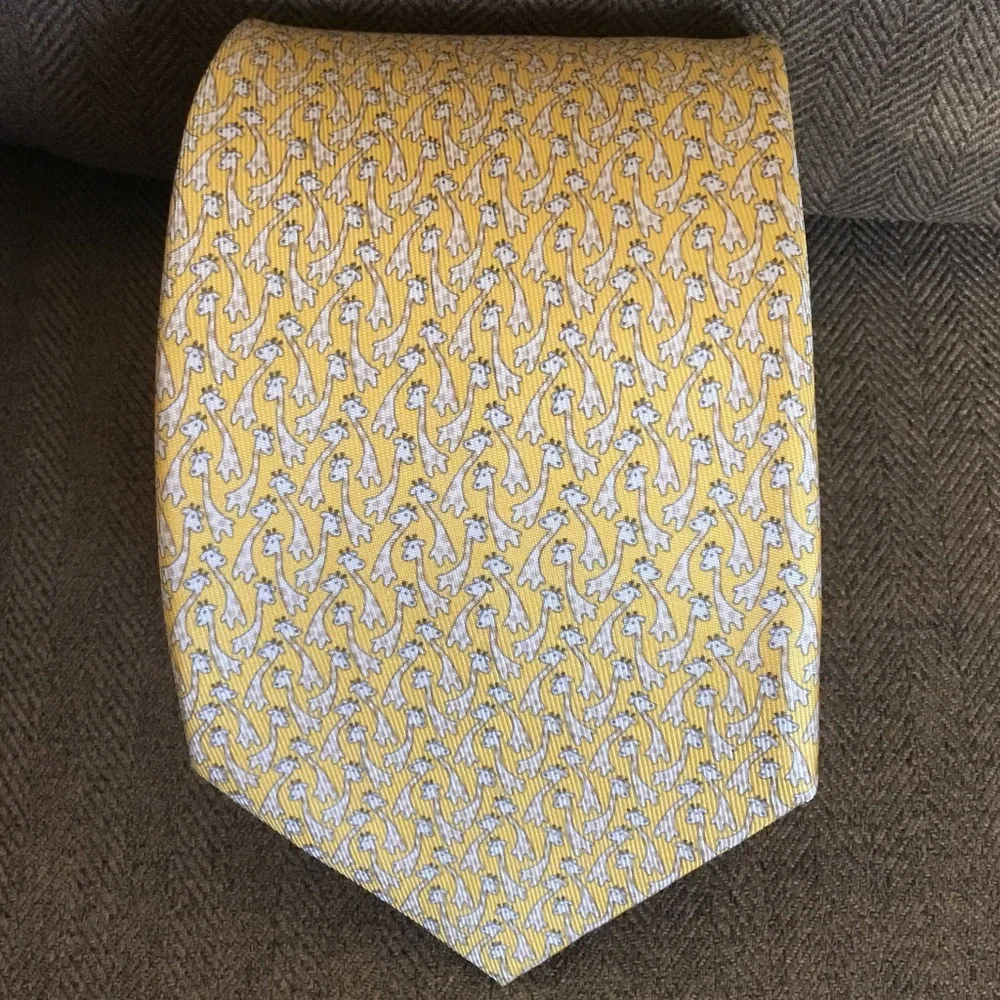 Ferragamo Giraffe-Print Silk Tie - Picture 15 of 16
